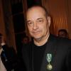 Jean-Pierre Jeunet reçoit l'insigne d'Officier dans l'ordre des Arts et des Lettres, à Paris, le 1er février 2012.