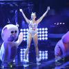 Miley Cyrus sur la scène des MTV Video Music Awards au Barclays Center oà Brooklyn, le 25 août 2013.