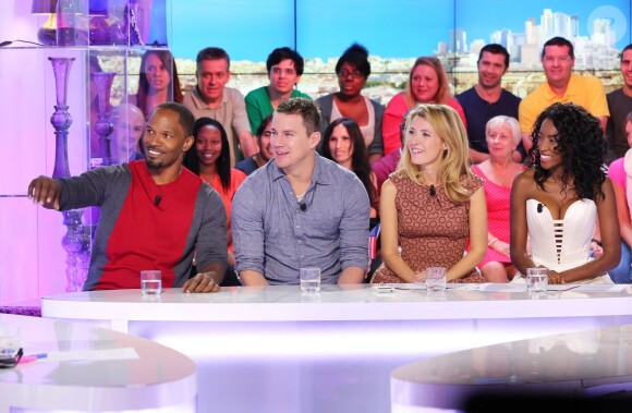 Exclusif - Jamie Foxx, Channing Tatum, Elisabeth Bost et Hapsatou Sy lors de l'émission "Le Grand 8" sur la chaîne D8 à Paris le 2 septembre 2013