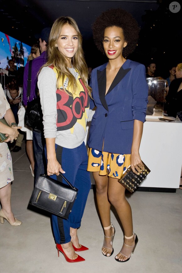 Jessica Alba et Solange Knowles assistent au lancement de la collection 3.1 Phillip Lim For Target au Spring Studio. New York, le 5 septembre 2013.
