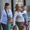 Melissa Etheridge et son ex-femme Tammy Lynn Michaels avec leurs enfants Miller Steven et Johnnie Rose à Los Angeles, le 19 janvier 2012.
