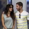 Sergio Ramos et Pilar Rubio font du shopping à Madrid le 2 juillet 2013.