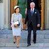 La reine Silvia et le roi Carl XVI Gustaf de Suède lors de l'hommage rendu le 8 septembre 2013 à feue la princesse Lilian, décédée le 10 mars, en l'église anglicane St Peter et St Sigfrid de Stockholm.