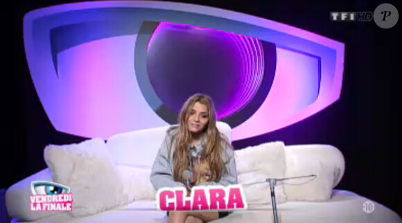 Clara dans la quotidienne de Secret Story 7 sur TF1 le mercredi 11 septembre 2013