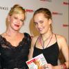 Melanie Griffith et sa fille Dakota Johnson lors de la soirée The Teen Vogue Young Hollywood Party à Los Angeles le 23 septembre 2004