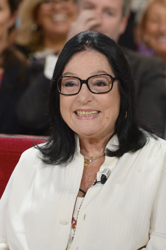 Nana Mouskouri - Enregistrement de l'émission "Vivement Dimanche" à Paris le 11 septembre 2013. Diffusion le 15 septembre sur France 2.