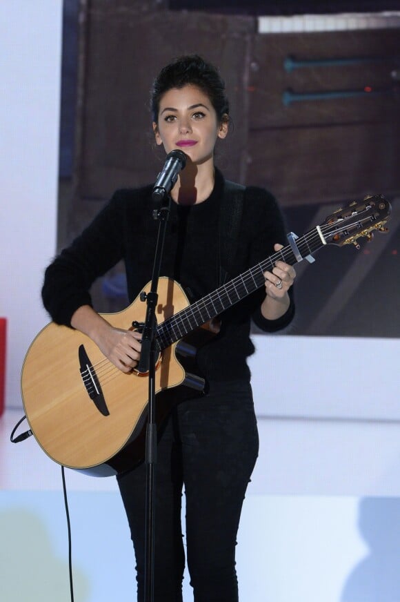 Katie Melua - Enregistrement de l'émission "Vivement Dimanche" à Paris le 11 septembre 2013. Diffusion le 15 septembre sur France 2.