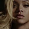 Rihanna sensuelle dans la publicité pour le parfum Rogue.