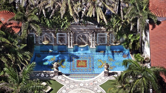 Gianni Versace : Son extraordinaire villa de Miami vendue à perte