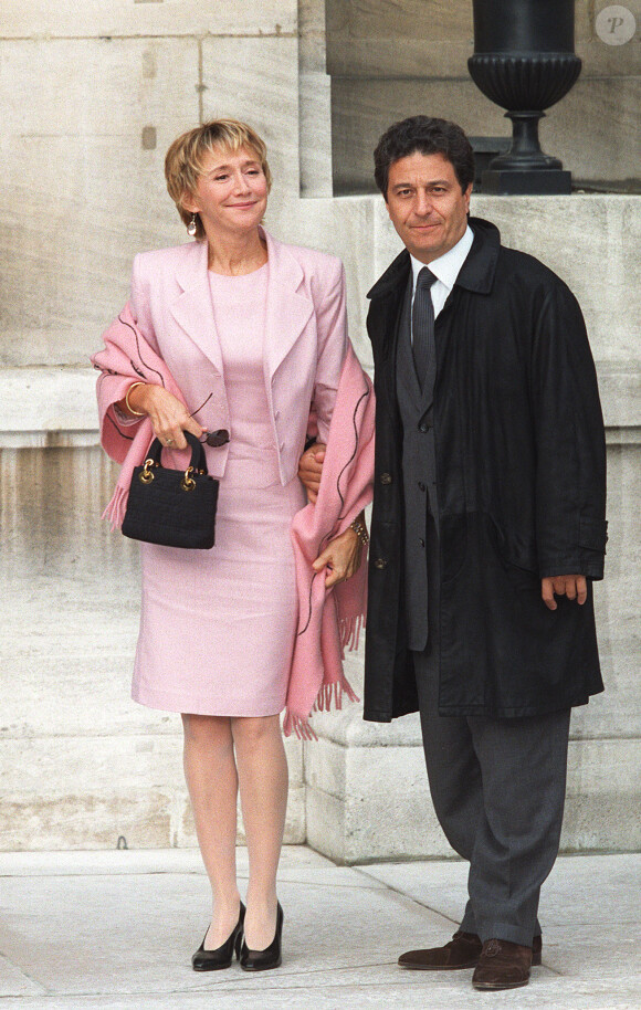 Marie-Anne Chazel et Christian Clavier lors du mariage civil de Michel Sardou et Anne-Marie Périer le 24 mars 2006