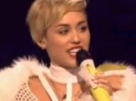 Miley Cyrus : A moitié nue et bouleversée sur scène après sa rupture avec Liam
