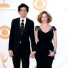 Geoffrey Arend et Christina Hendricks à la 65e cérémonie annuelle des Emmy Awards, à Los Angeles, le 22 septembre 2013.
