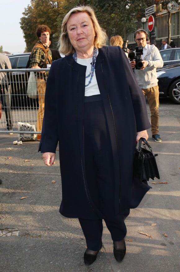 Maryvonne Pinault arrive au défilé Balenciaga le 26 septembre 2013 à Paris.