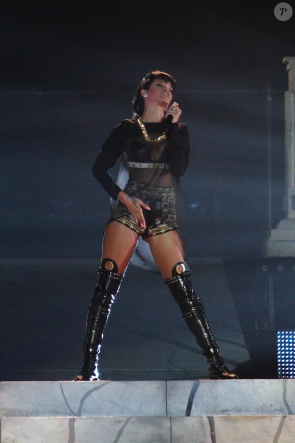 Rihanna, déchaînée lors de son concert à l'Adelaide Entertainment Centre. Adelaide, le 26 septembre 2013.