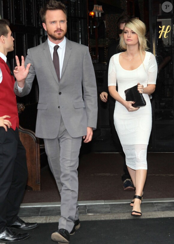 Aaron Paul et sa femme Lauren Persekian à New York, le 31 juillet 2013.