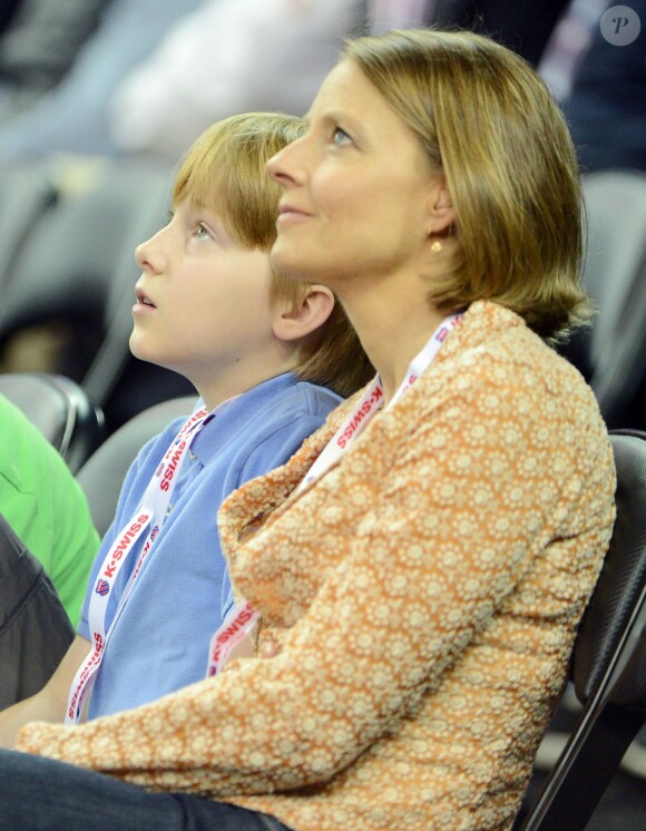 Jodie Foster et son fils Christopher lors d'un match de tennis à Los Angeles le 4 mars 2013