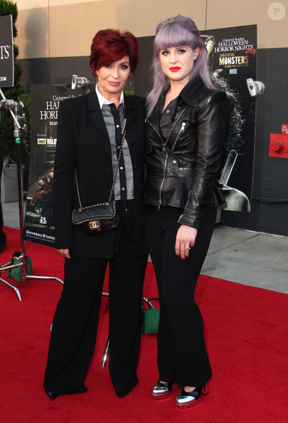 Sharon Osbourne et sa fille Kelly Osbourne à Los Angeles, le 21 septembre 2013.