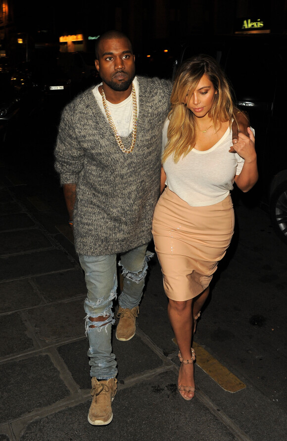 Kanye West et Kim Kardashian se rendent au restaurant de l'hôtel Costes pour un dîner en amoureux. Paris, le 30 septembre 2013.