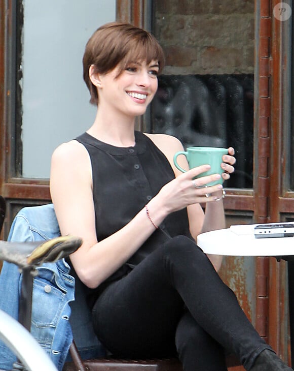 Anne Hathaway à New York le 6 juin 2013