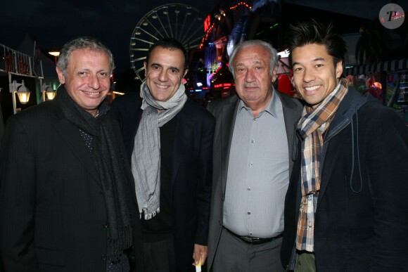 David Martin, Thierry Beccaro, Marcel Campion, Theo Phan - Spectacle de 'La Télé Qui Chante' à la Fête a Neu-Neu à Paris le 5 octobre 2013.