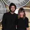 Axelle Laffont et son compagnon Cyril Paglino lors de la remise du 6e prix Meurice pour l'art contemporain à l'hôtel Meurice à Paris, le 7 octobre 2013