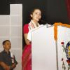La Miss Univers Olivia Culpo, en Inde, lors d'une conférence de presse pour la campagne "Save the Girl Childî Campaign", le 5 octobre 2013.