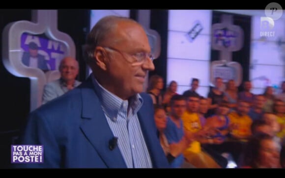 Gérard Louvin s'explique devant Cyril Hanouna sur le plateau de "Touche pas à mon poste", le 15 octobre 2013.