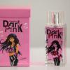 Publicité de Fabienne Carat pour son parfum DarkPink.
