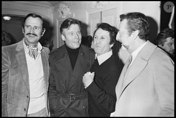 Robert Hirsch fête ses 30 ans avec Georges Descrières et Jean Piat en 1979