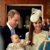 Baptême du prince George de Cambridge, fils du prince William et de la duchesse Catherine de Cambridge, au palais Saint James lors de son baptême le 23 octobre 2013