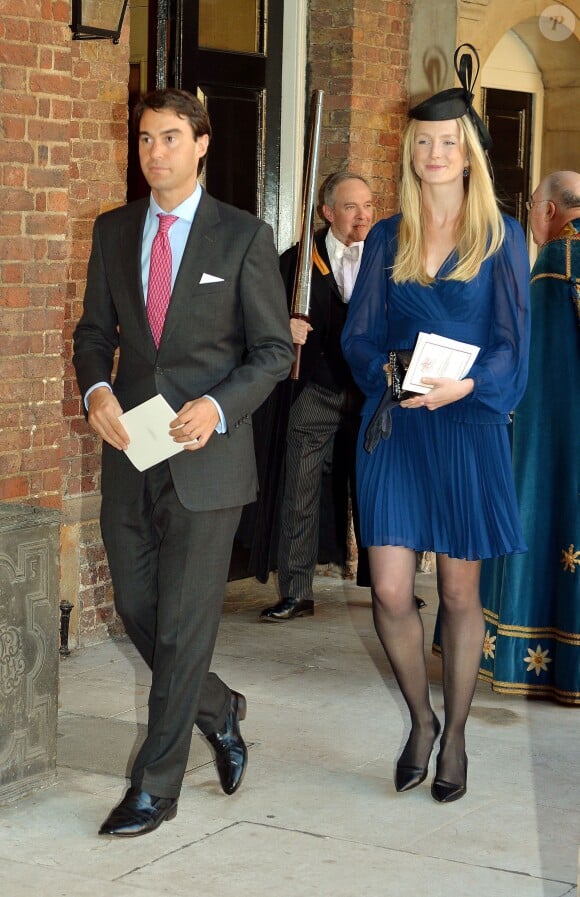 William van Cutsem, parrain du bébé, et sa femme Rosie au baptême du prince George de Cambridge, 3 mois, le 23 octobre 2013 au palais Saint James, à Londres.