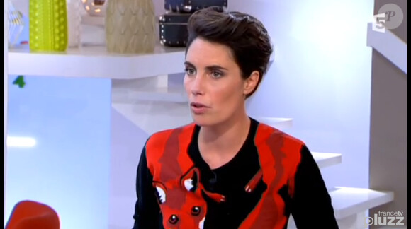Alessandra Sublet, invitée de C à vous sur France 5, le mercredi 23 octobre 2013.