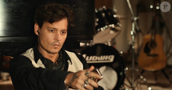 Johnny Depp dans le clip du nouveau single de Paul McCartney, Queenie Eye.