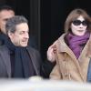 Nicolas Sarkozy et Carla Bruni-Sarkozy à la sortie du Royal Monceau le 9 février 2013.