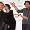 Guillaume de Tonquédec, Isabelle Gélinas et Bruno Salomone posent pour la série ''Fais pas ci, fais pas ça'' lors de l'ouverture du 11e Festival International de la Création Télévisuelle de Luchon, le 4 février 2009.