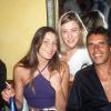 Carla Bruni, Valeria Bruni Tedeschi et Julien Clerc à Paris, le 21 juin 2000. 
