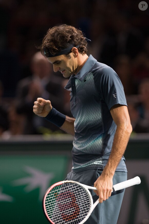 Roger Federrer lors de son second tour du BNP Paribas Masters au Palais Omnisports de Paris-Bercy, le 30 octobre 2013