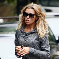 Abbey Clancy : Sexy maman avec sa petit Sophia, sorcière d'Halloween