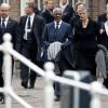 Kofi Annan et sa femme. Famille royale, amis et collègues honoraient la commémoration solennelle du prince Friso d'Orange-Nassau, décédé le 12 août et enterré le 16 août, le 2 novembre 2013 en la Vieille Eglise de Delft (La Haye).