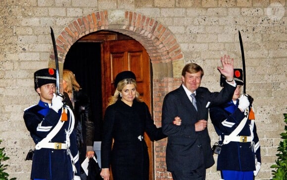 Le couple royal des Pays-Bas à la commémoration du prince Friso d'Orange-Nassau en la Vieille Eglise de Delft (La Haye) le 2 novembre 2013.