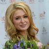 La jolie Paris Hilton inaugure son étoile sur le Walk of Fame de Moscou, le samedi 2 novembre 2013.