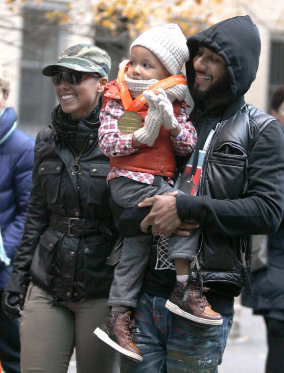 Alicia Keys en compagnie de son mari Swiss Beatz et de leur fils Egypt lors du marathon de New York, le 3 novembre 2013.