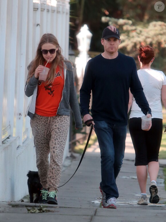 Exclusif - Michael C. Hall et sa copine Morgan MacGregor passent un moment romantique, à Los Feliz, le 3 novembre 2013.