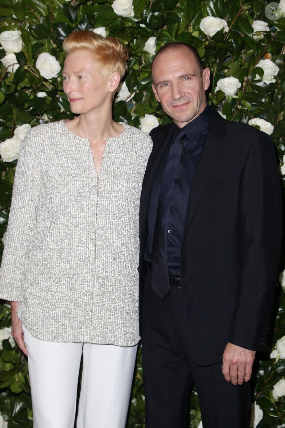 Tilda Swinton et Ralph Fiennes lors de la soirée Museum of Modern Art 2013 Film benefit - A Tribute To Tilda Swinton à New York, le 5 novembre 2013.