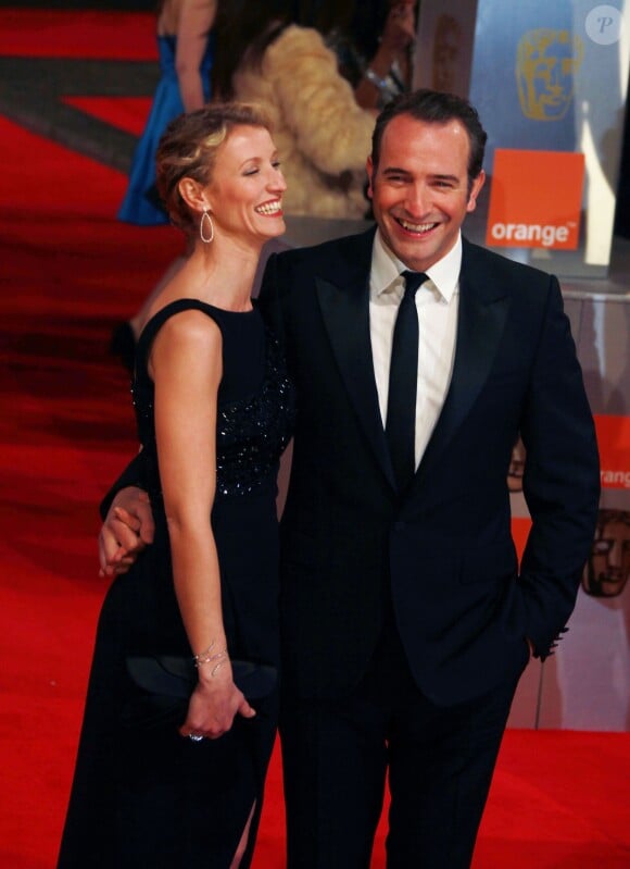 Alexandra Lamy et Jean Dujardin lors de la cérémonie des BAFTA awards à Londres le 12 février 2012