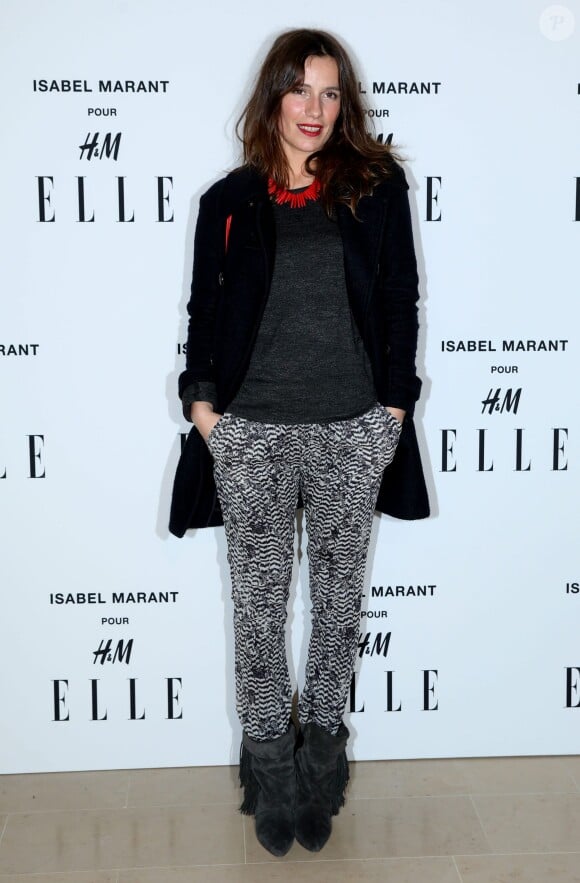 Zoe Felix assiste à la soirée "Isabel Marant pour H&M" sur les Champs Elysees à Paris le 13 novembre 2013