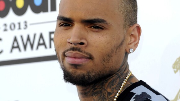 Chris Brown finalement victime ? Accusé de violences, il contre-attaque !