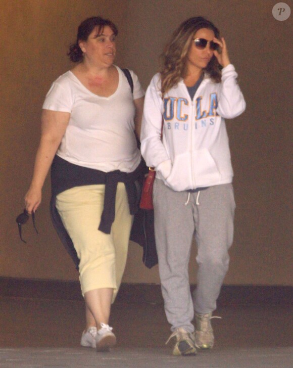 Exclusif - Brooke Mueller (l'ex-femme de Charlie Sheen) fait du shopping à Beverly Hills, le 11 novembre 2013.