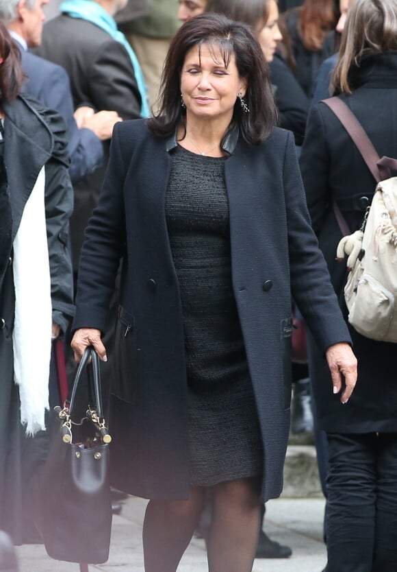 Anne Sinclair - Obsèques de Brigitte Guillemette, seconde épouse de Dominique Strauss-Kahn, en l'eglise Saint-Thomas-d'Aquin à Paris, le 7 novembre 2013.