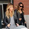 Kim Kardashian, accompagnée de sa fille North, va déjeuner avec son amie LaLa Anthony à New York, le 22 novembre 2013 avant de se rendre au concert de Kanye West